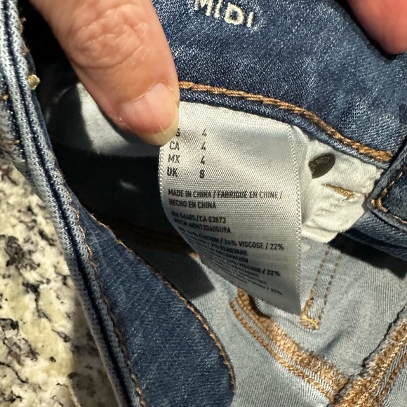 American Eagle Midi shorts size 4. - Picture 2 of 2